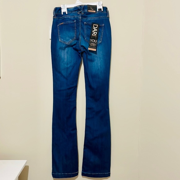 Celebrity Pink 3/26 Kickboot FlareDenim Jeans NWT - Picture 3 of 9
